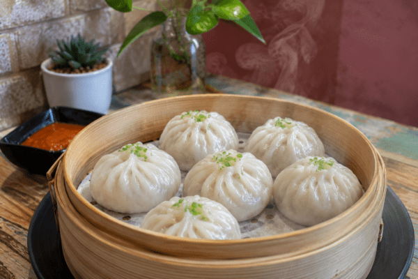 Momos